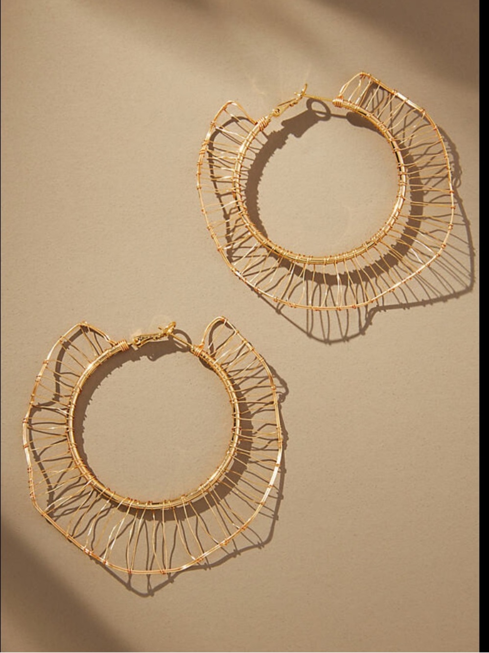 Anthropologie Gold Fan-Detail Wire Hoop Earrings Elegant Modern Statement Piece
